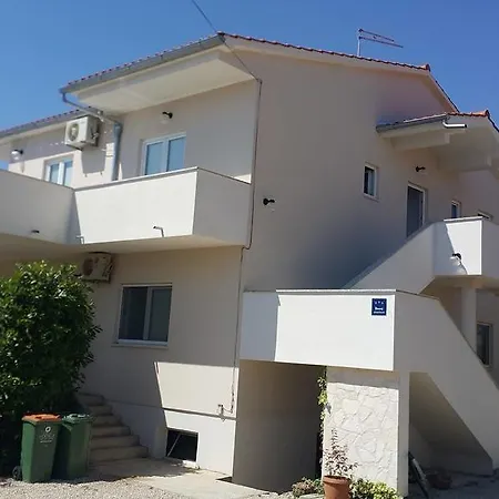 Apartment Antonella *