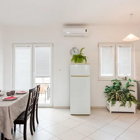 Apartment Antonella *